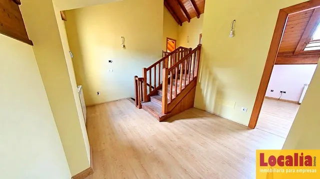 Chalet: amplitud, luz y carácter junto a la costa cántabra — 18