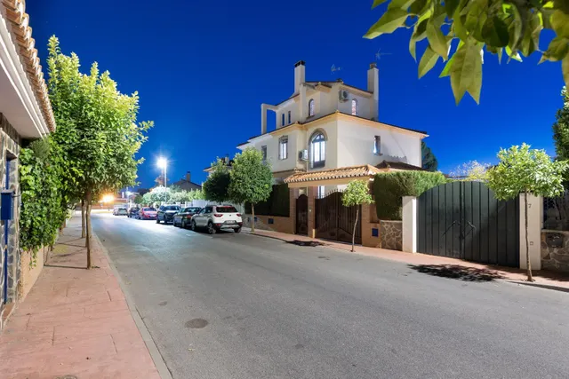 VIVIENDA PAREADA EN MONTELUZ — 19