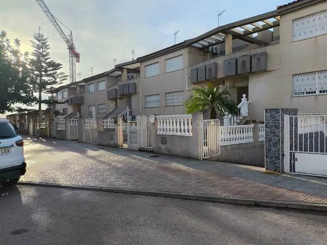 Casa 4 habitaciones 185m² en venta - La Magdalena