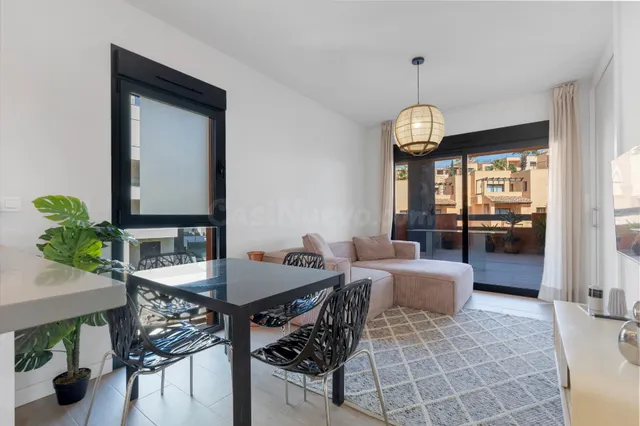 Exclusiva vivienda en segunda planta con terraza de 35 m2 –  - foto 4