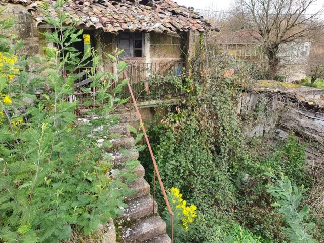 CASA A REFORMAR EN AMOEIRO - foto 2