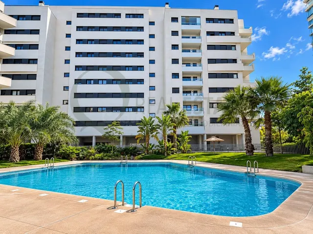 EXCLUSIVO PISO EN ALQUILER DE LARGA ESTANCIA EN PAU 5 – PLAY - foto 2