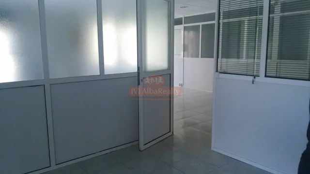 SE ALQUILA ENTREPLANTA PARA OFICINAS DE 80 mts — 7