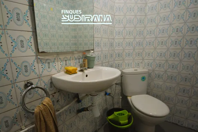 LOCAL COMERCIAL EN VENDA  A IGUALADA - BARRI DEL SANT CRIST — 9