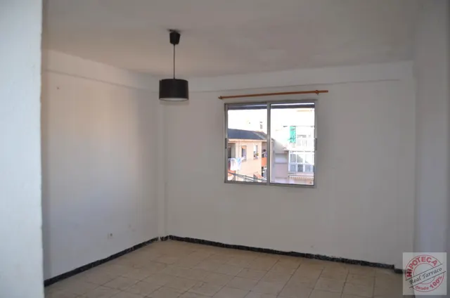 Gran oportunidad en C/ Escultor Rocamora — 4