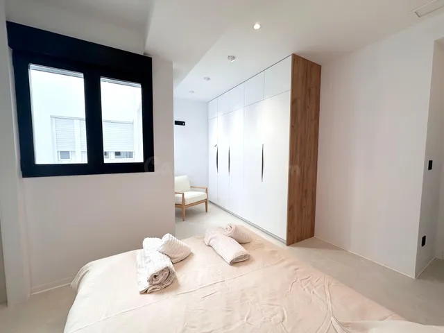 Vivienda de diseño reformada junto al Paseíto Ramiro a pasos de la playa — 4