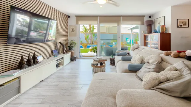 Villa 2 habitaciones 130m² en venta - Centro — 27