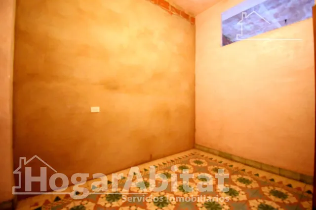 Gran casa de pueblo esquinera con trastero y terraza — 29