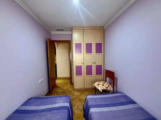 Apartamento de 2 dormitorios con plaza de aparcamiento y trastero. — 10