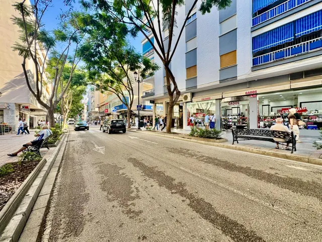 Fuengirola, Piso 3 Dormitorios, Terraza, a Pasos de la Playa, Céntrico — 24