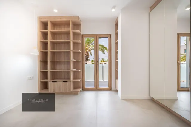 Una Villa que Enamora – Tu Refugio Privado en el Mediterráneo — 44