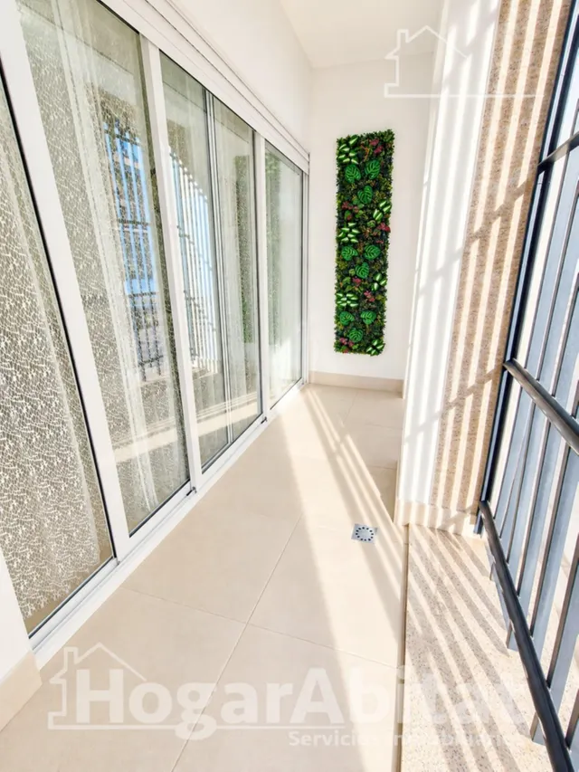 Luz, amplitud y excelentes calidades en esta moderna planta baja reformada con terraza — 12