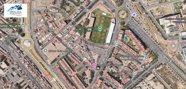 Venta de 6 Pisos + Ático + 7 Garajes en Almería - foto 2