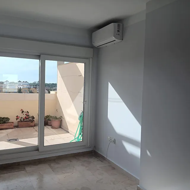 ATICO CON TERRAZA ALQUILER ANUAL — 14