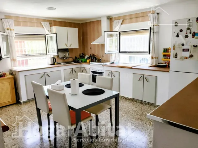 ¡exclusivo chalet con parcela, terraza y garaje! — 5