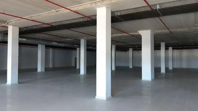 NAVE EN VENTA EN EL PTL VALLADARES (VIGO) — 25
