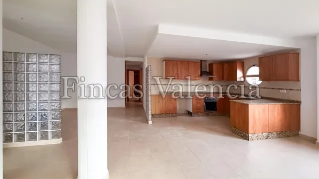APARTAMENTO 2 HAB, 2 BAÑOS, TRASTERO Y GARAJE JUNTO AL MAR — 9