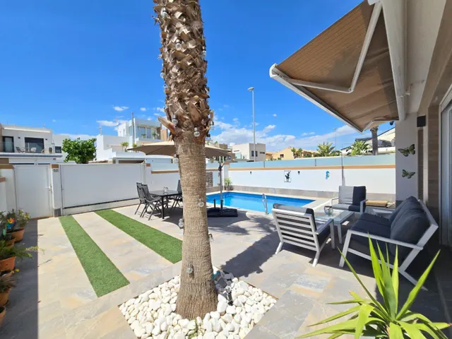 Villa 3 habitaciones 111m² en venta - Zona Pueblo — 6