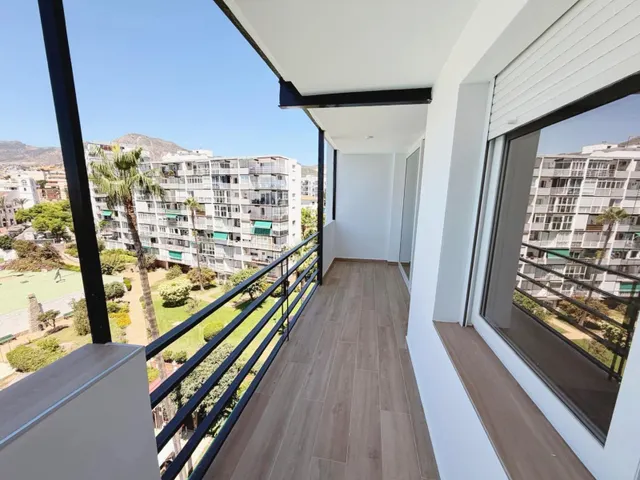Piso en venta en Avenida de la Telefónica — 17