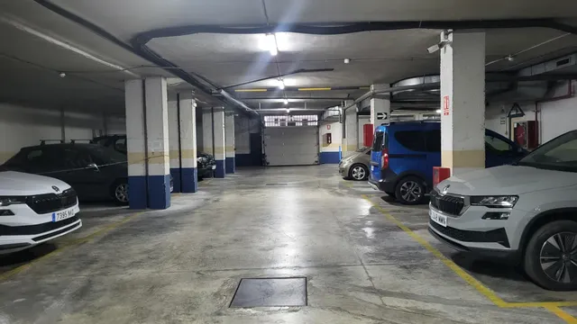 Piso en el centro de San Pedro Alcantara de 2 habitaciones y 2 baños, REFORMADO Y CON GARAJE — 24