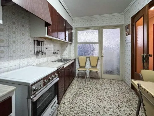 Piso de 5 habitaciones y dos Baños en zona Centro, Elche (TOTALMENTE REFORMADO) — 6