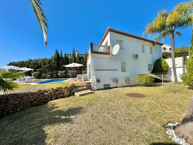 Chalet 5 habitaciones 202m² en venta - Riviera del sol — 4