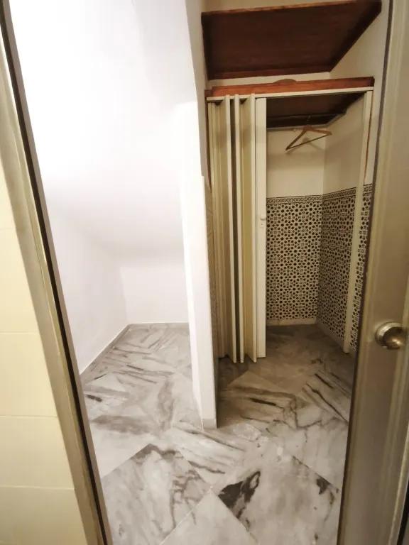 Estupendo piso en alquiler en El Arenal Sevillano con patio y garaje!! — 14
