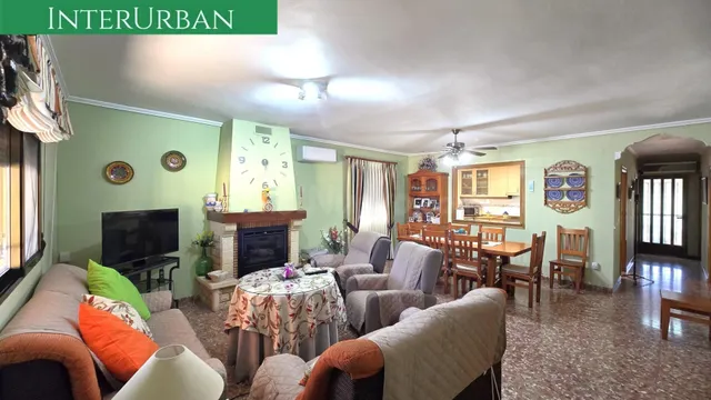 EN EXCLUSIVA - Chalet independiente en La Rodana con gran pa - foto 4
