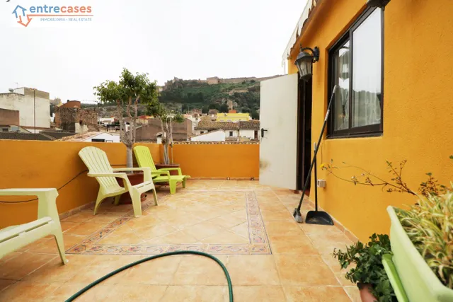 CASA INDEPENDIENTE EN EL CENTRO DE SAGUNTO — 21