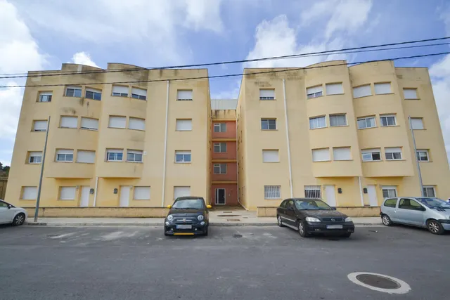 Piso cerca del río Ebro con parking y trastero — 23