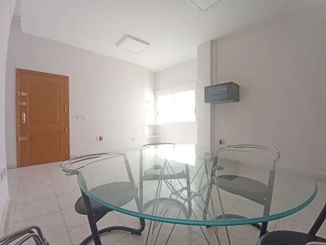 ALQUILER DE EXCELENTE OFICINA LUMINOSA ZON CASCO ANTIGÜO — 6