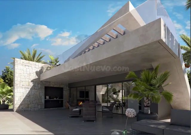 VILLA DE 3 O 4 DORMITORIOS EN CAMPO DE GOLF - foto 3