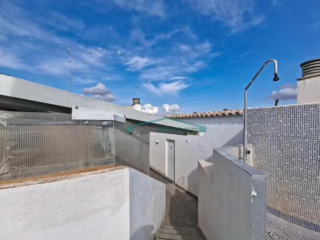 PISO DE 3 habitaciones CON TERRAZA, PISCINA Y GARAJE EN VILAMARXANT — 34