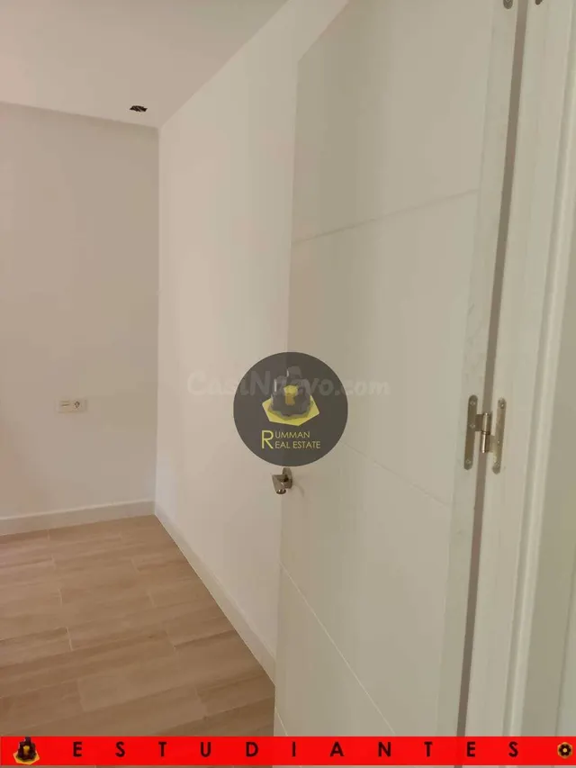 EST. / Piso para ESTUDIANTES de TRES dormitorios en zona Paj