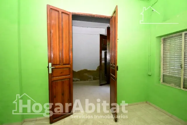 Para reformar en el centro de Torrent con patio y terraza — 12