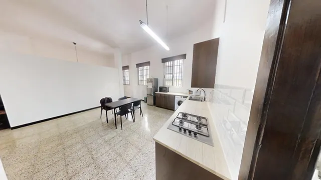 Edificio en venta en Tamaraceite de 506 m2 Garaje, Local, Vivienda y Azotea  Ideal para inversión — 3