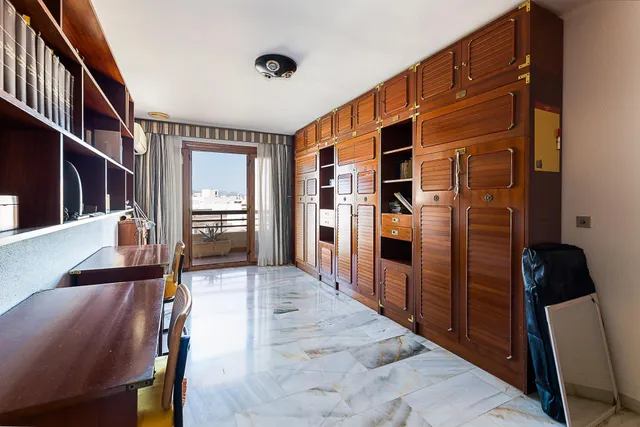 VENTA ÁTICO EN LLUÍS VIVES — 8