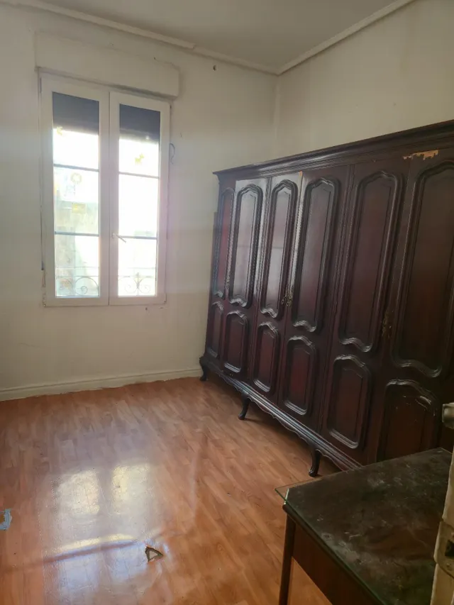 Buen piso en la calle Cortes — 24