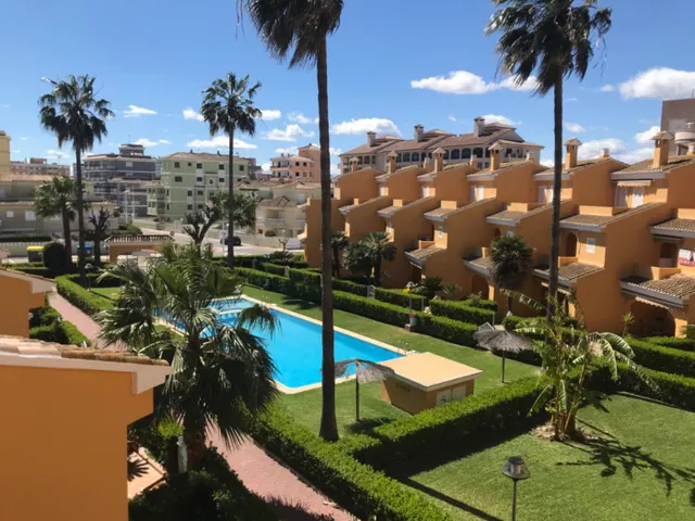 Alquiler de casa adosada en El Perelló (Pouet) — 2