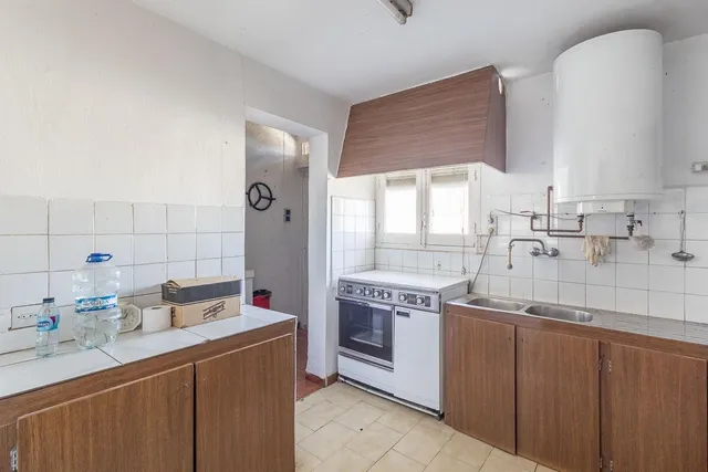 CASA CON NEGOCIO EN ALHENDIN — 18
