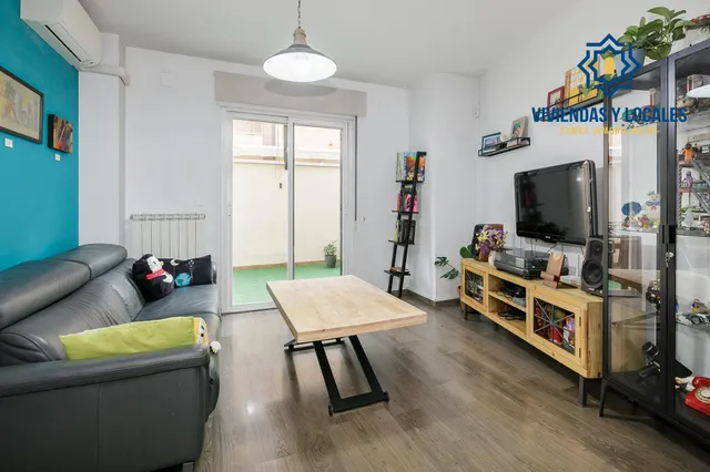 ¡Tu nuevo hogar te espera en Churriana de la Vega! Casa ados - foto 3