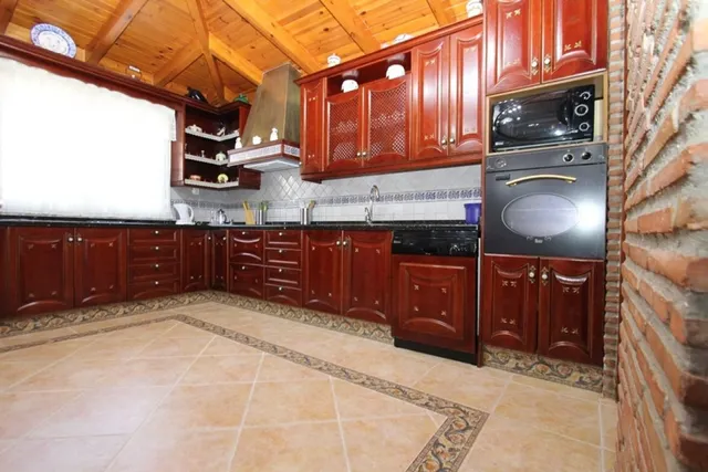 villa independiente 1º linea de playa cabopino — 18
