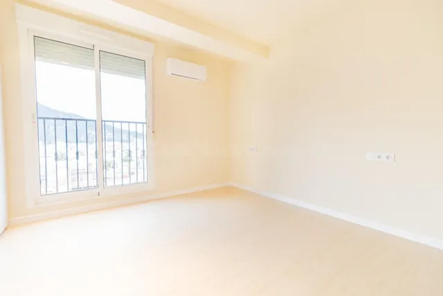 Piso en el Centro de Cieza - Listo para entrar a vivir - foto 3