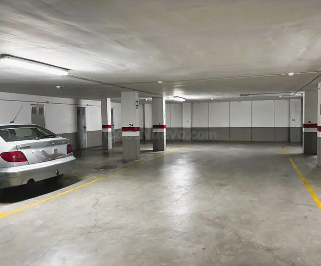 Plaza de garaje y trastero en alquiler en zona Capitán Gadea - foto 3
