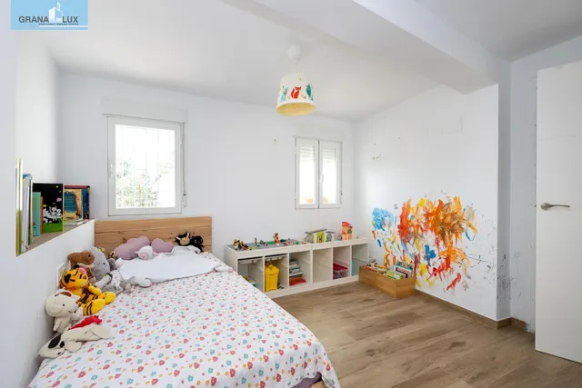 ¡Tu hogar soñado te espera en esta espectacular casa reformada! — 23