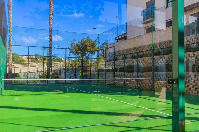 Luminoso piso de 3 dormitorios con piscina y pádel en Comunidad Bahía — 23