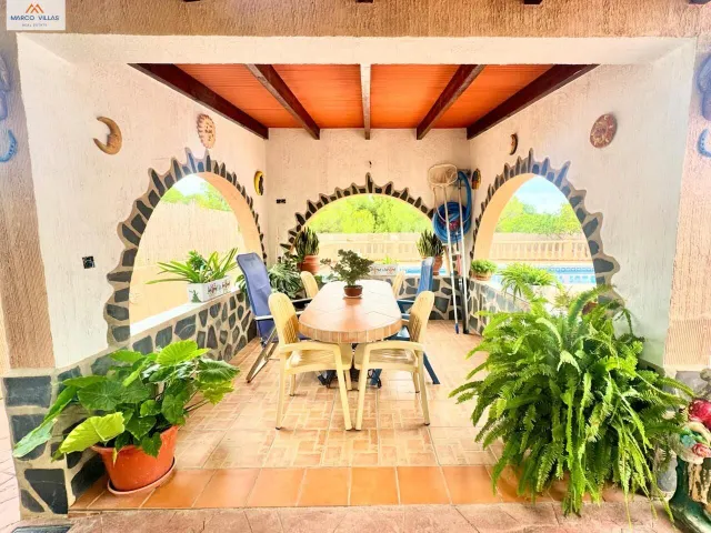 Villa con piscina-1285LM — 15