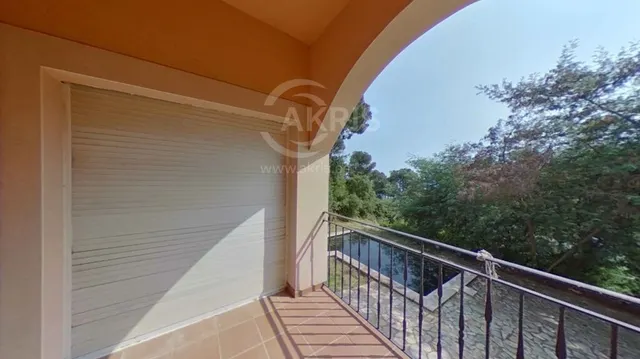Chalet Independiente en Lloret de Mar — 37