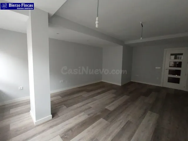 SE VENDE PISO EN EL CENTRO DE ASTORGA - foto 3