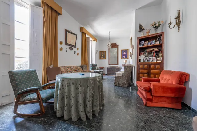 Gran piso señorial en el corazón de Almuñecar — 32